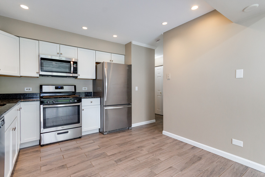 2316 Highland Court - Photo 4