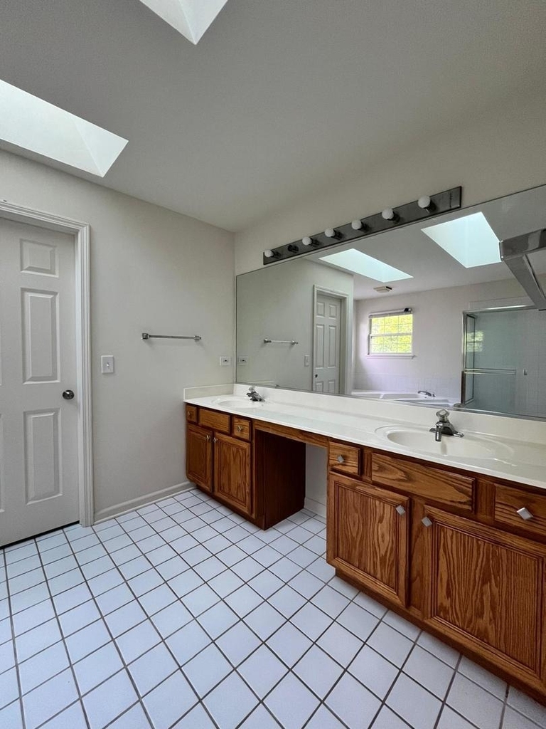 2803 Bluewater Circle - Photo 15