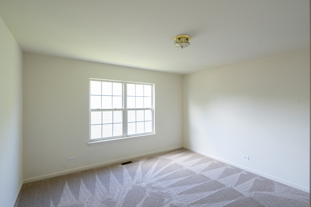 2803 Bluewater Circle - Photo 7
