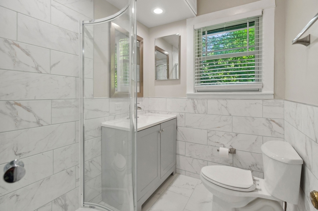 2078 Linden Avenue - Photo 9