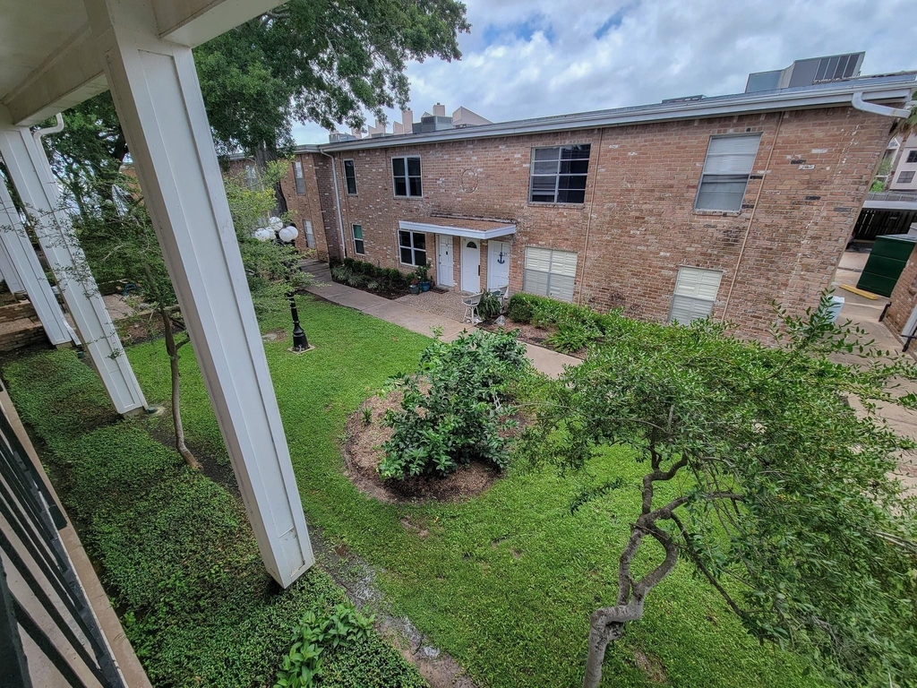 3535 Nasa Rd 1 - Photo 30