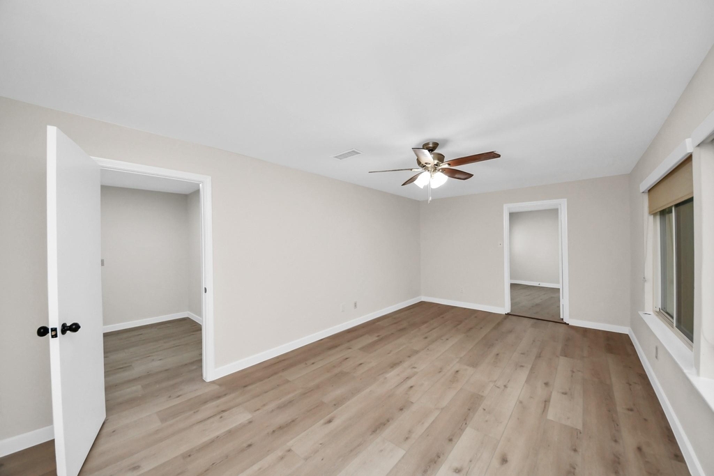 25511 Many Oak Drive - Photo 19