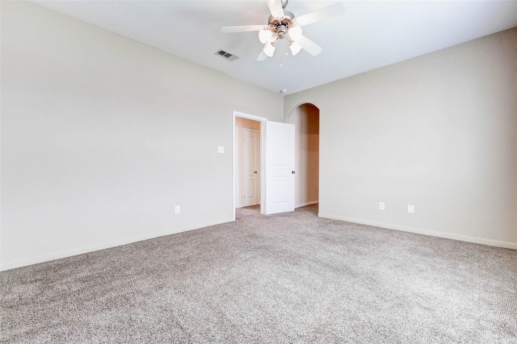 8611 Beviamo Street - Photo 9
