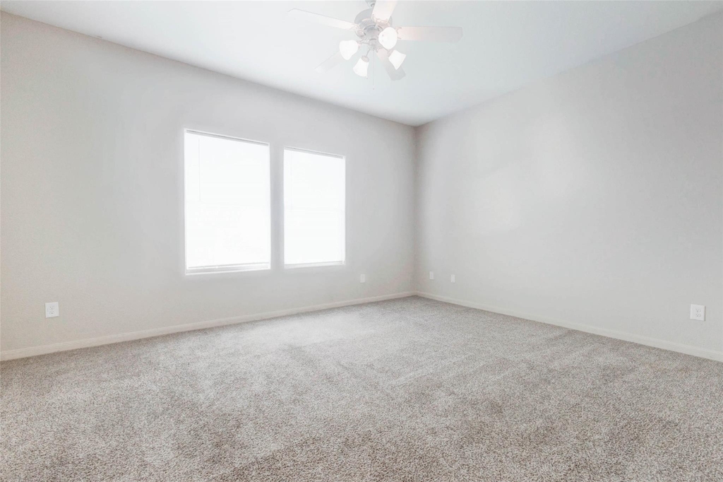 8611 Beviamo Street - Photo 10