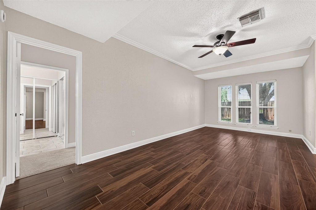 3003 Mast Court - Photo 8