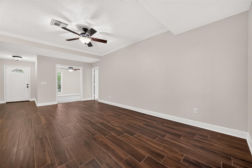 3003 Mast Court - Photo 7