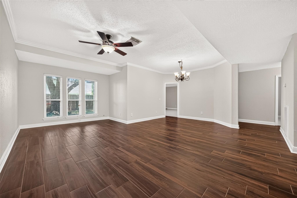 3003 Mast Court - Photo 5