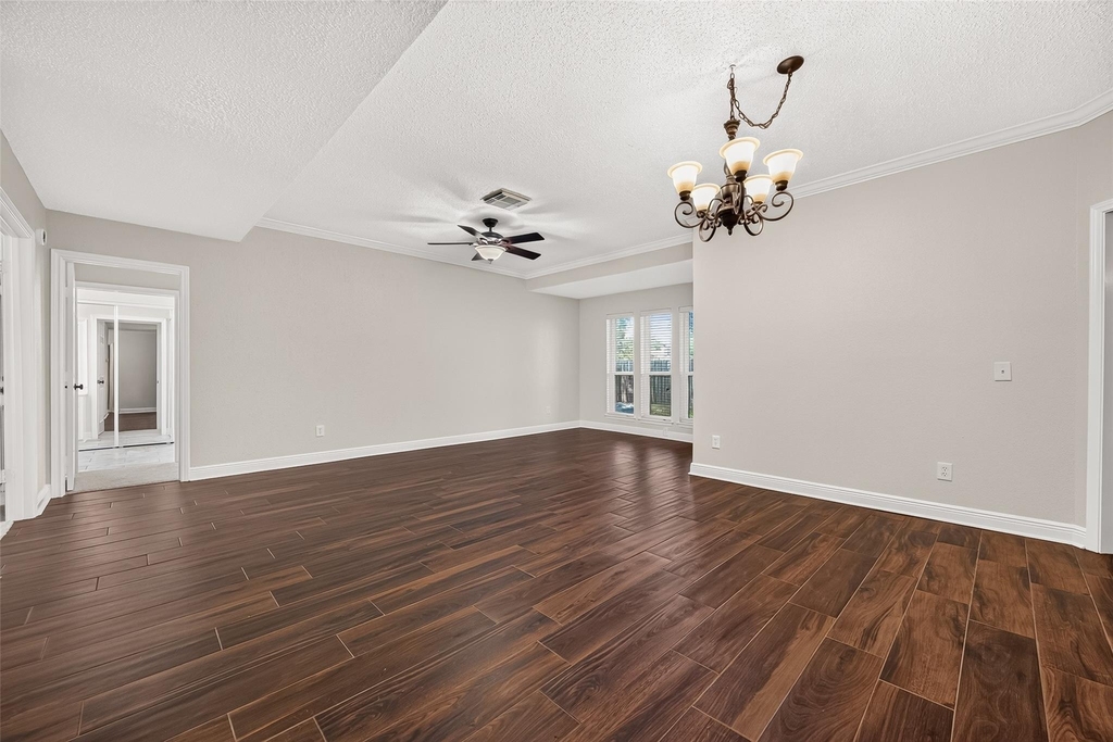 3003 Mast Court - Photo 9