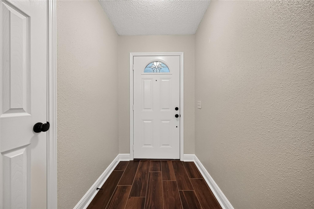 3003 Mast Court - Photo 4