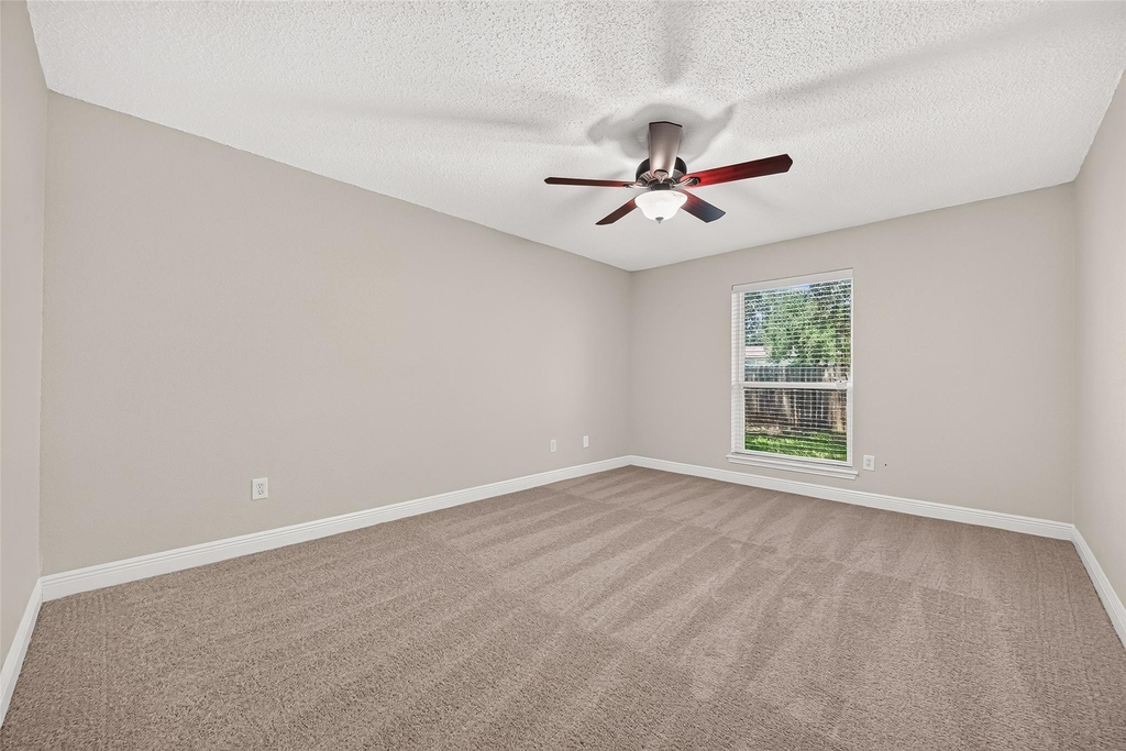 3003 Mast Court - Photo 31