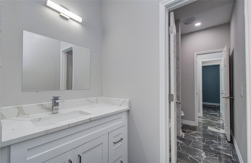 898 Road 3556 - Photo 18