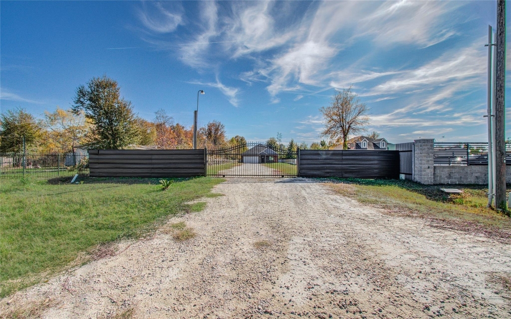 898 Road 3556 - Photo 37