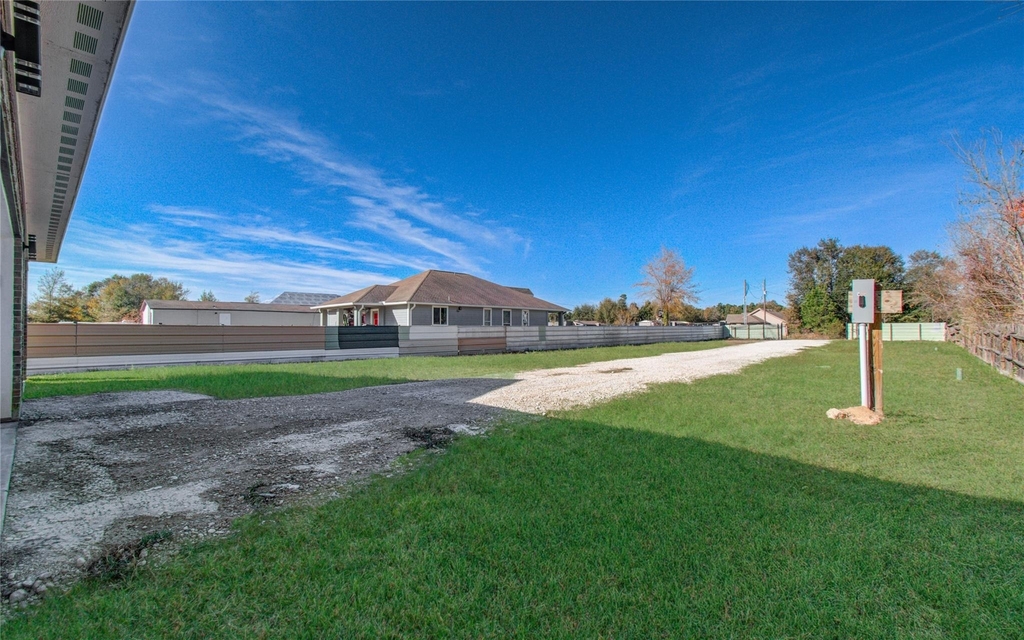 898 Road 3556 - Photo 33