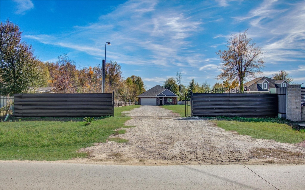 898 Road 3556 - Photo 29