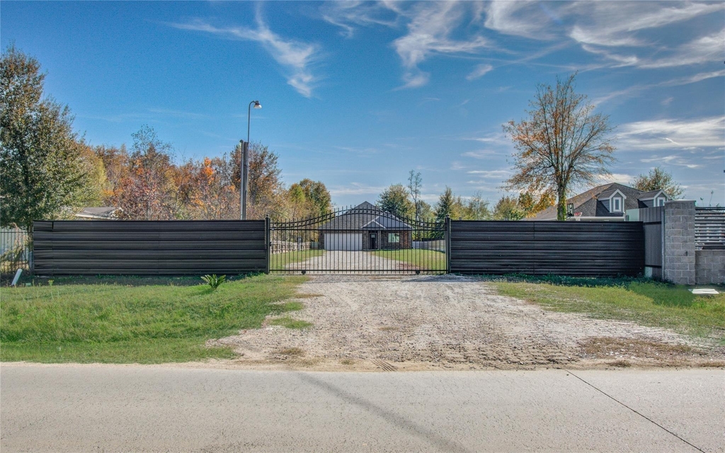 898 Road 3556 - Photo 36
