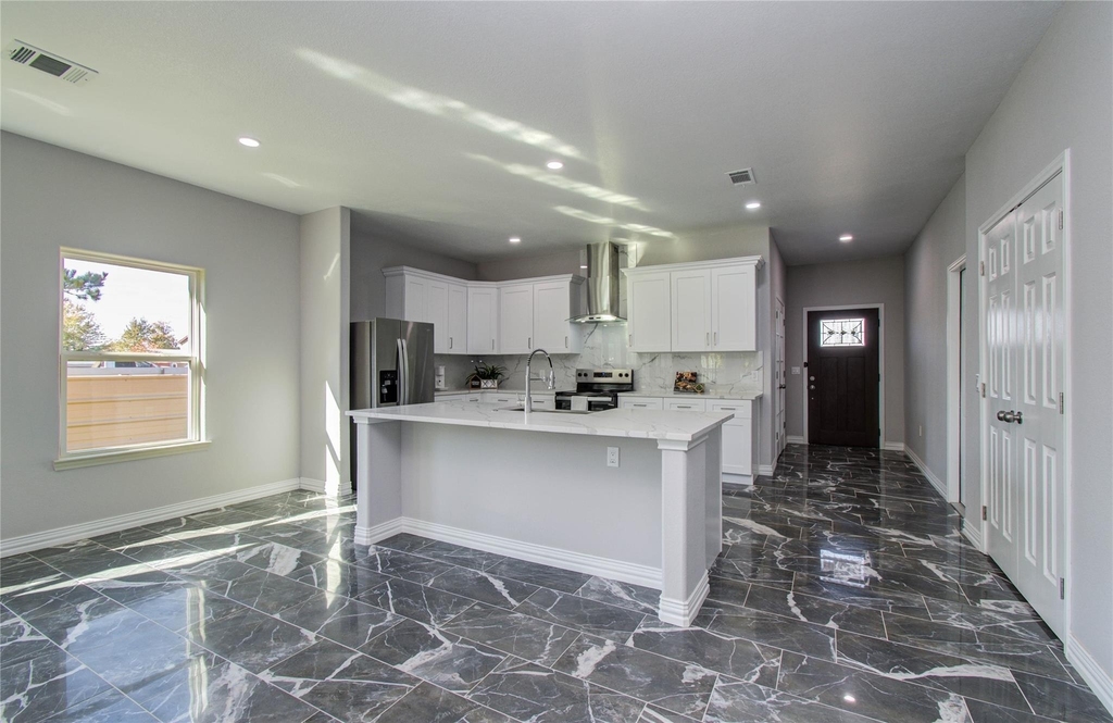 898 Road 3556 - Photo 2