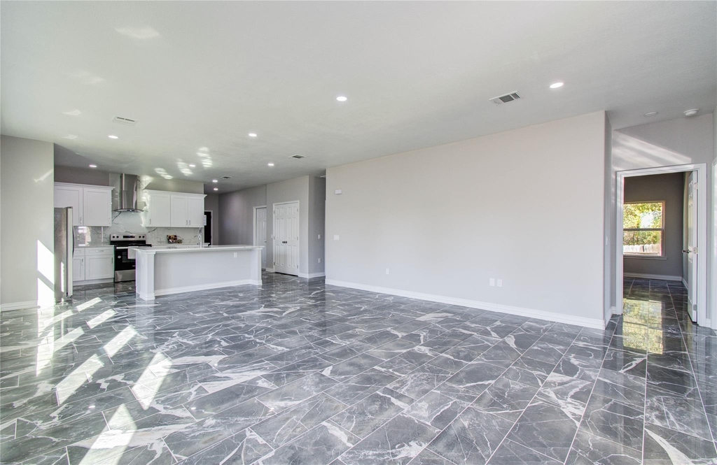 898 Road 3556 - Photo 7
