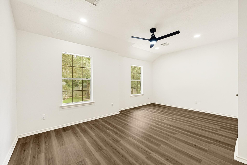 146 S Walden Elms Circle - Photo 19