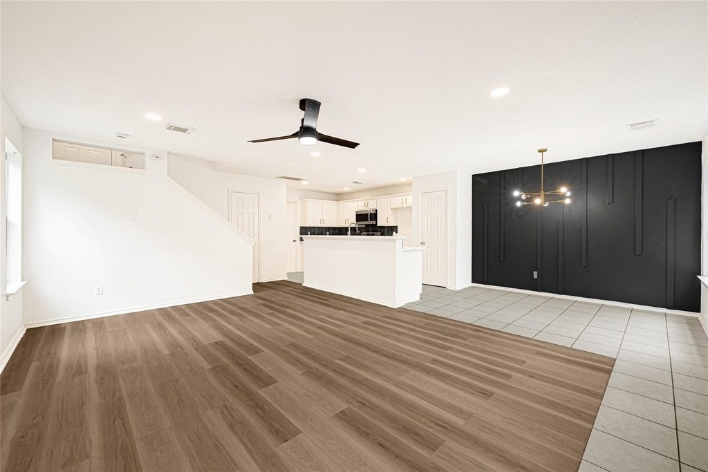 146 S Walden Elms Circle - Photo 5