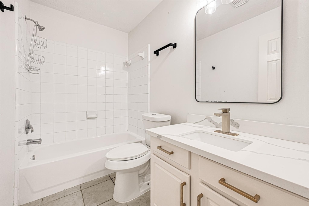 146 S Walden Elms Circle - Photo 17