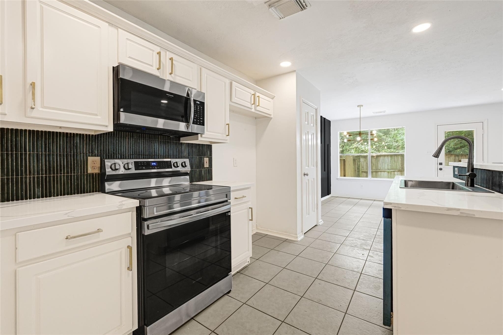 146 S Walden Elms Circle - Photo 10