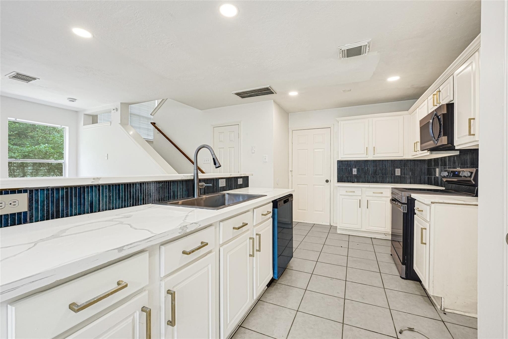 146 S Walden Elms Circle - Photo 9