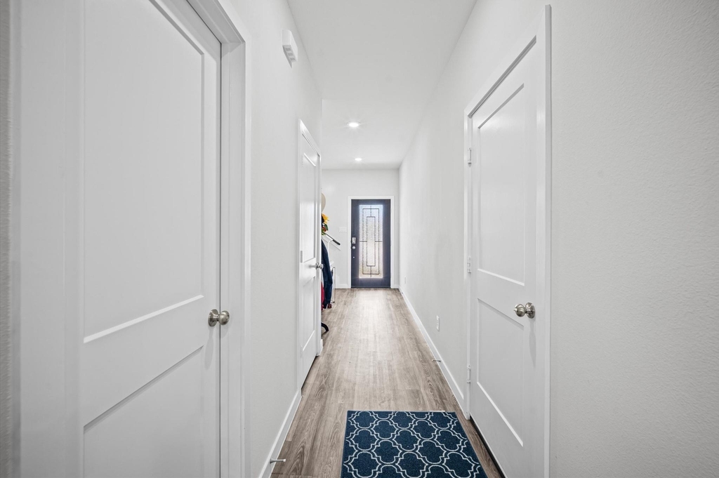 107 Resilient Gale Court - Photo 2