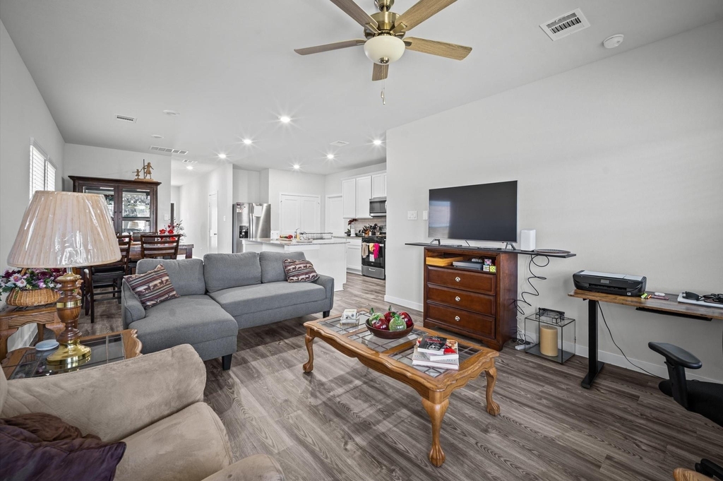 107 Resilient Gale Court - Photo 6