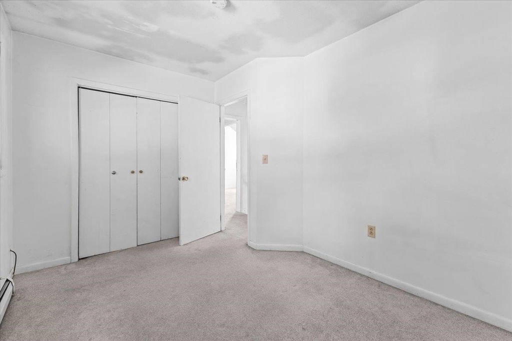 21 Hyde - Photo 21
