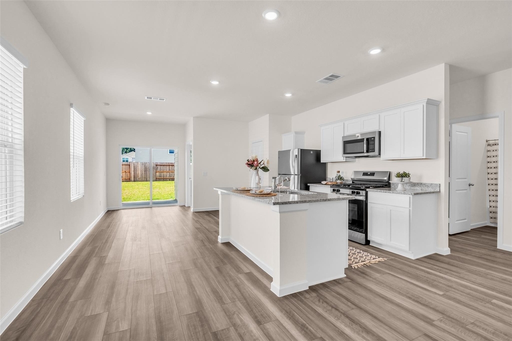 18669 Shauna Danielle Drive - Photo 16