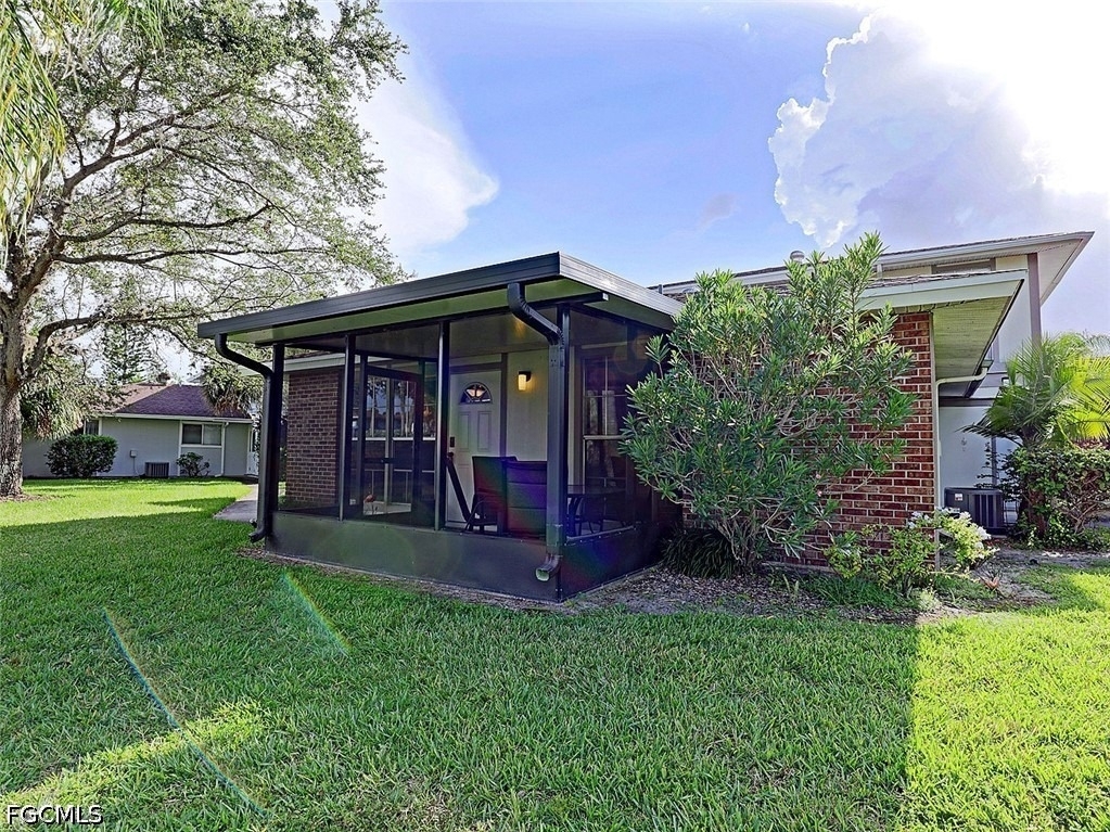 5804 Newfoundland Circle - Photo 1