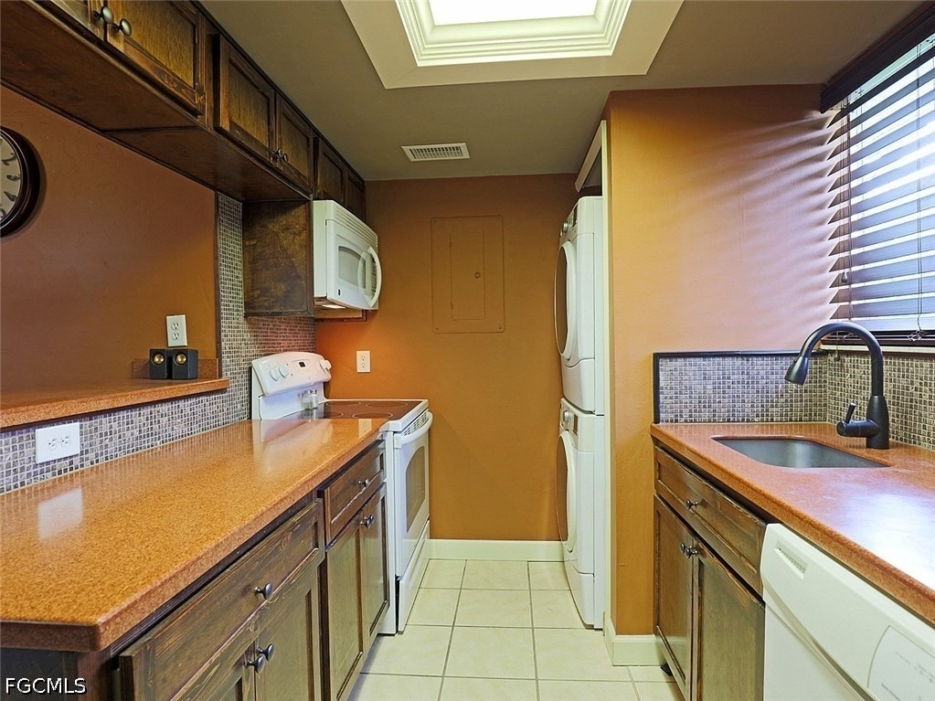 5804 Newfoundland Circle - Photo 13