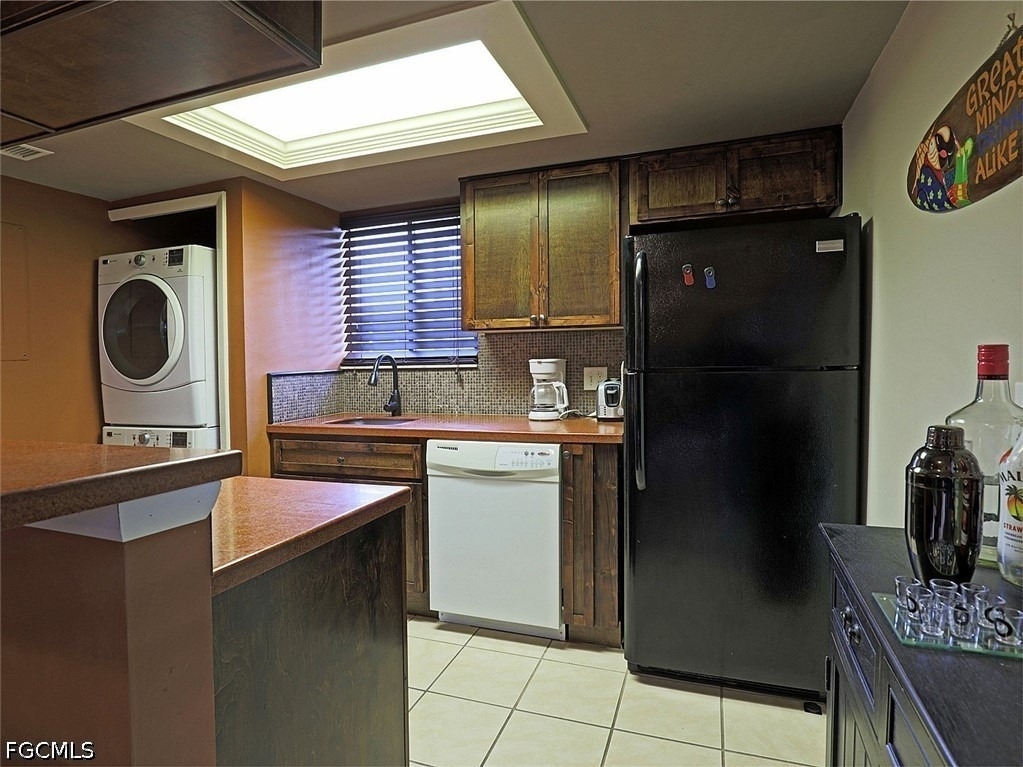 5804 Newfoundland Circle - Photo 12
