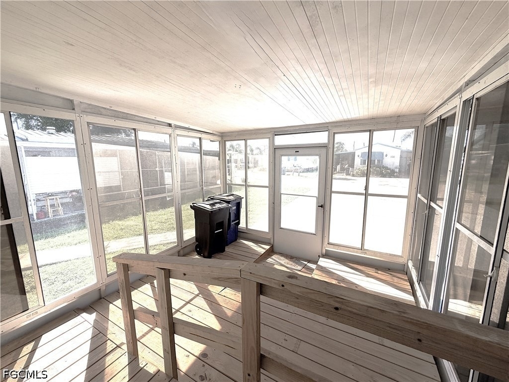 139 Gaslight Avenue - Photo 18