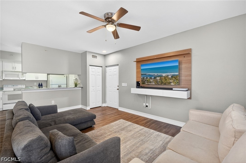 6481 Aragon Way - Photo 5