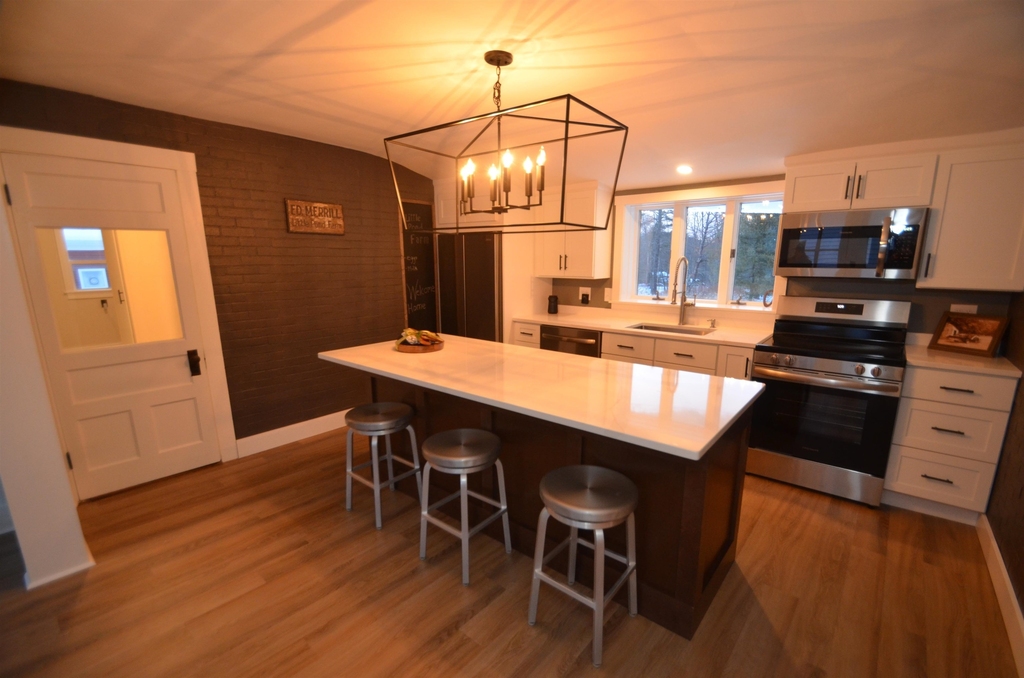 410 Wallace - Photo 3