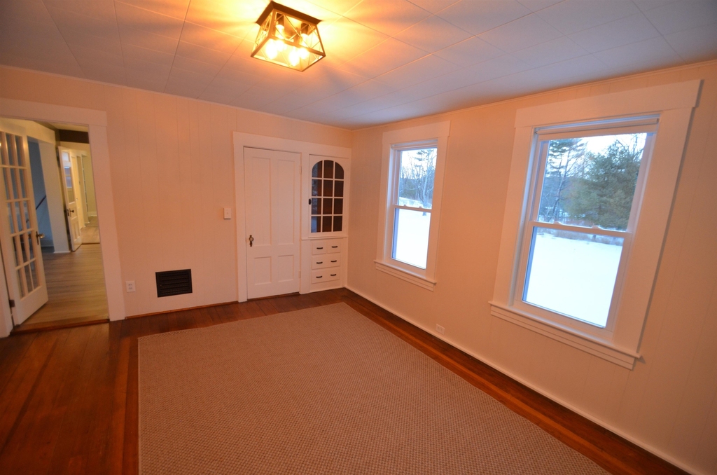 410 Wallace - Photo 11
