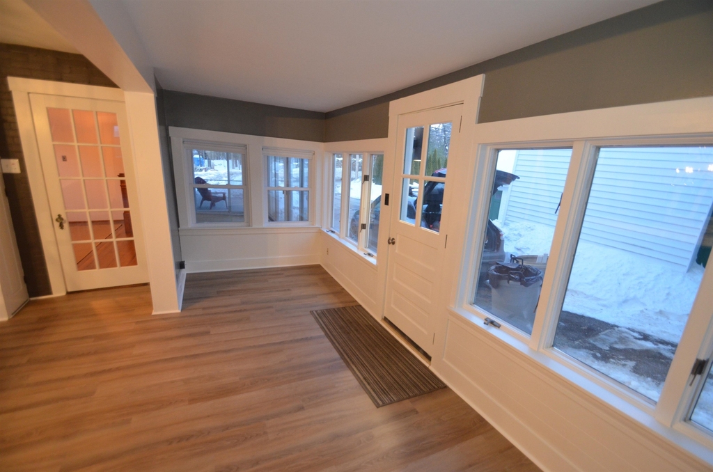 410 Wallace - Photo 8