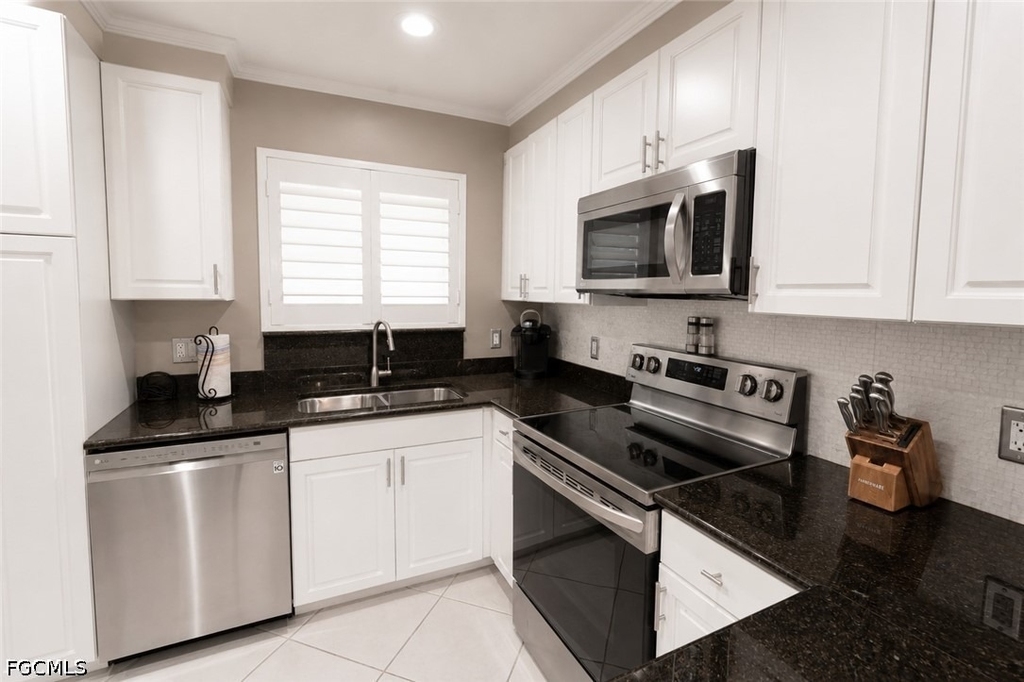 2080 W 1st Street - Photo 6