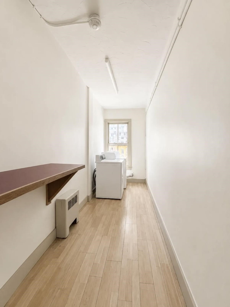 408 Central - Photo 4