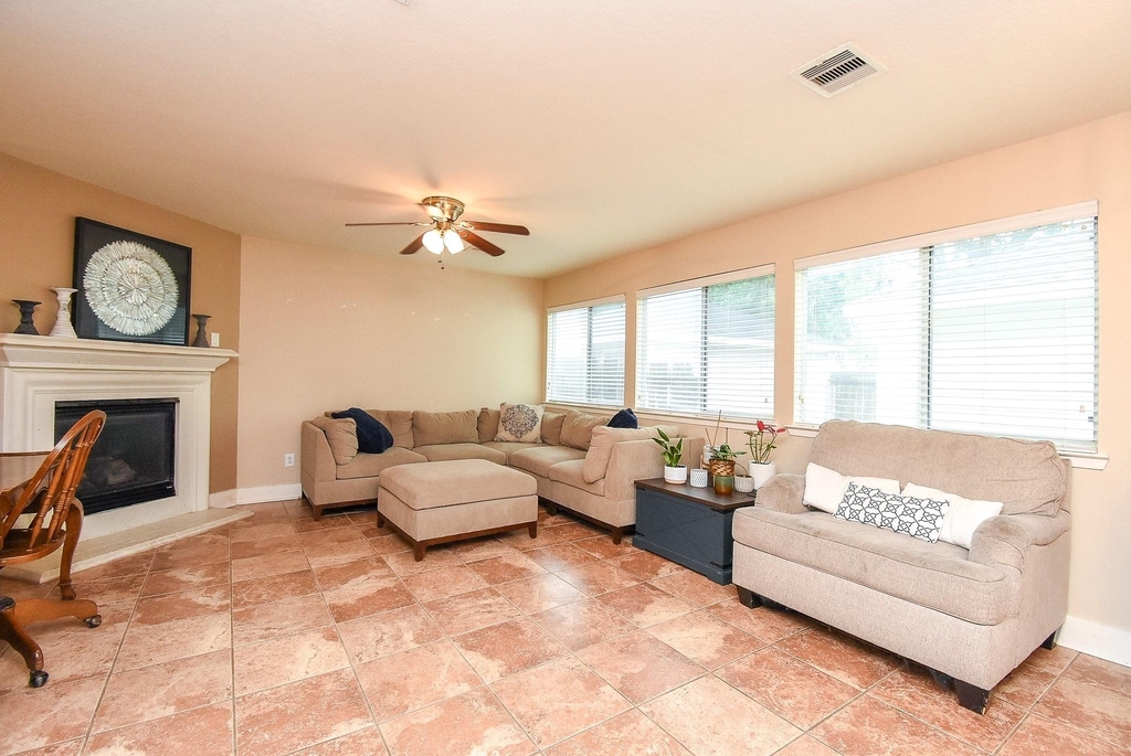 10735 Cobblecreek Way - Photo 4