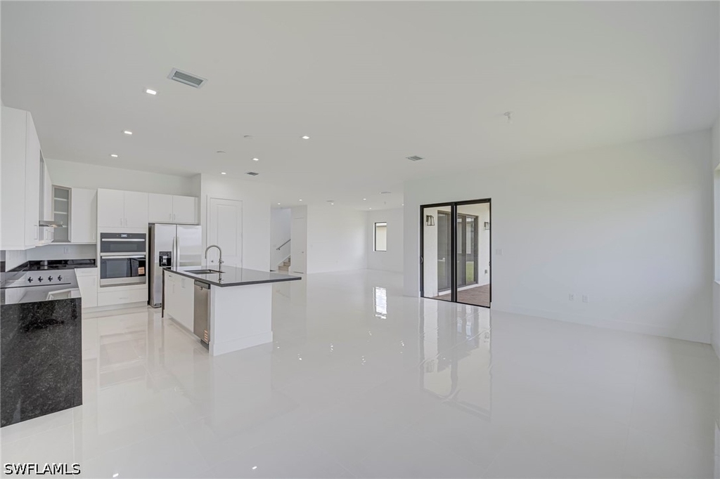 4775 Quercia Drive - Photo 11