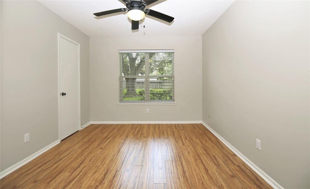 2315 Eaglerock - Photo 17