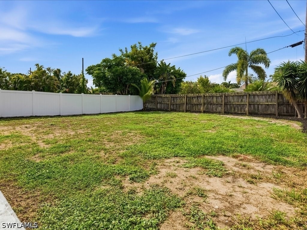 646 99th Avenue N - Photo 20