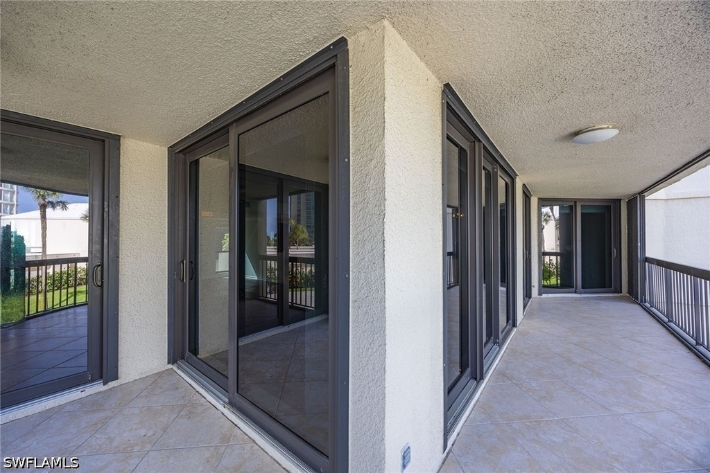 4551 Gulf Shore Boulevard N - Photo 32