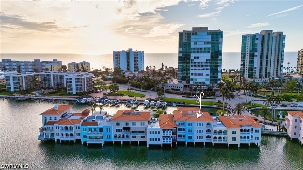 4000 Gulf Shore Boulevard N - Photo 1