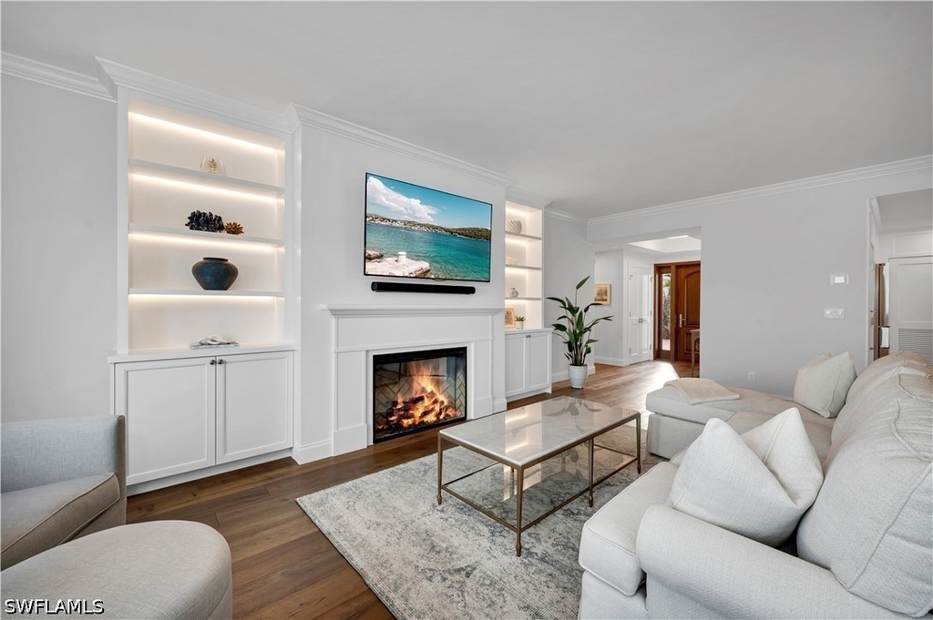 4000 Gulf Shore Boulevard N - Photo 4