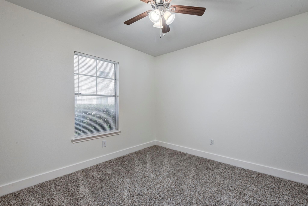 9622 Farrell Drive - Photo 16