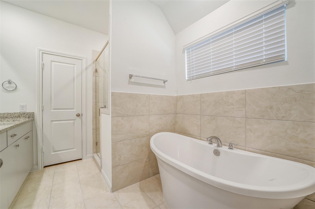 11928 Lakewood West Drive - Photo 13