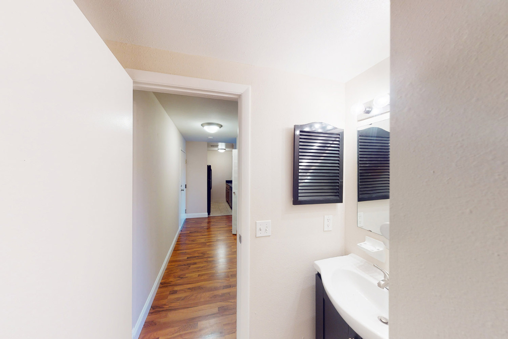 5660 Kingsbury Avenue - Photo 100